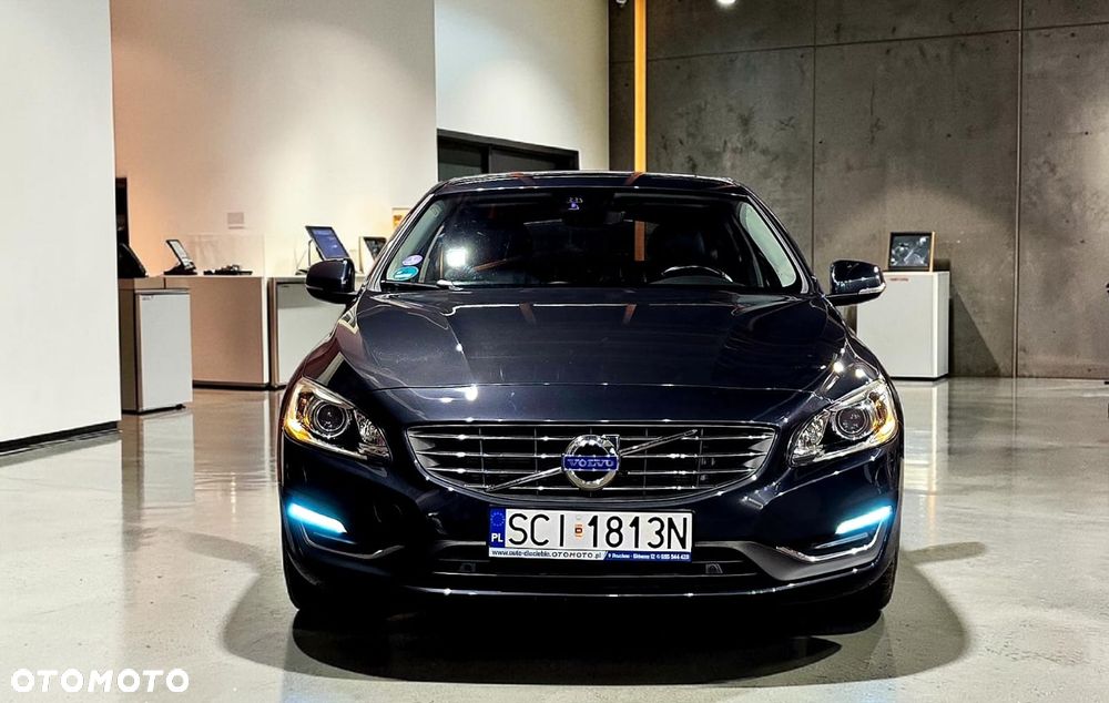 Volvo V60 T3 Summum - 10