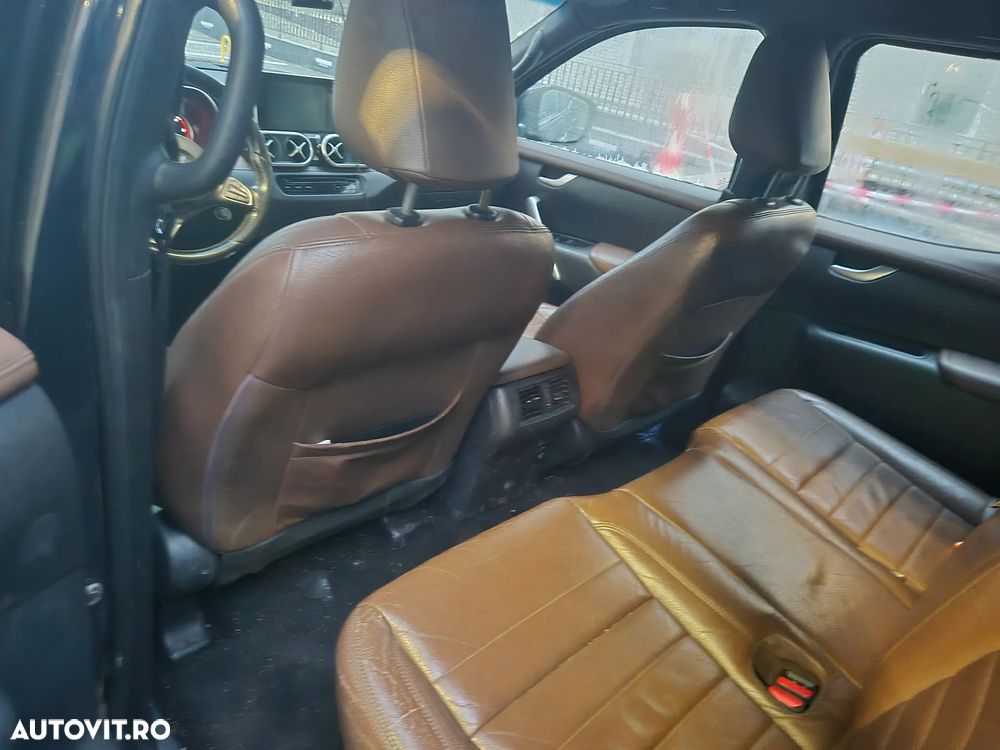 Mercedes-Benz X class 250 - 5