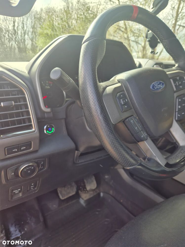 Ford F150 - 8