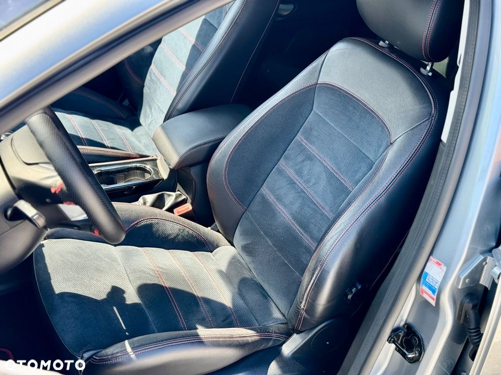 Ford Mondeo 2.0 TDCi Titanium S - 19