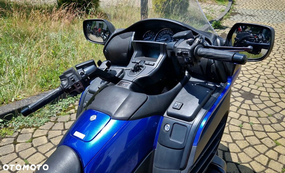 Honda GL - 6