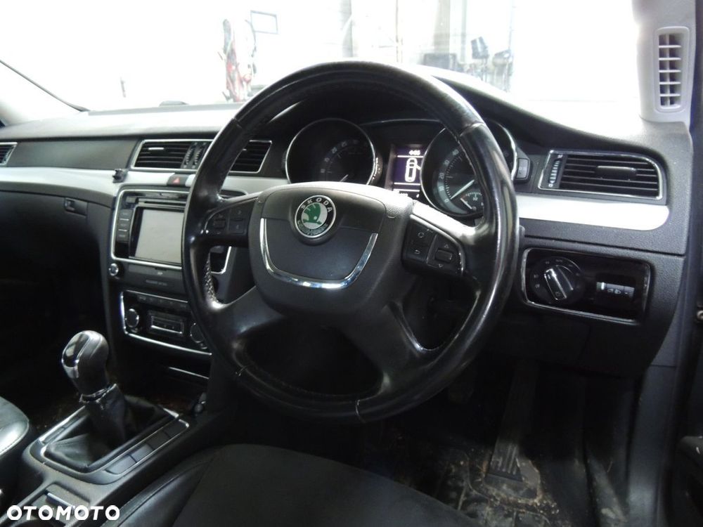 Stacyjka Skoda SuperB II 2.0 TDI - 1
