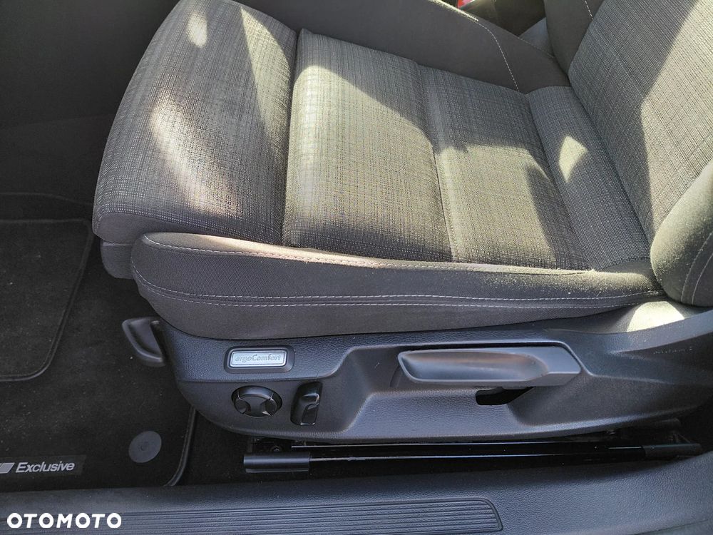 Volkswagen Passat 2.0 TDI Business DSG - 7