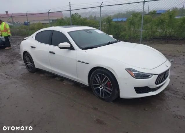 Maserati Ghibli - 1