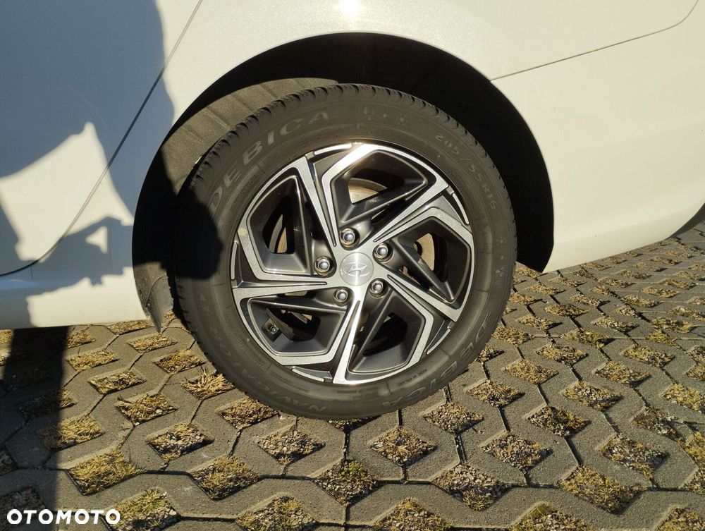 Hyundai i30 1.5 T-GDI 48V Smart DCT - 24