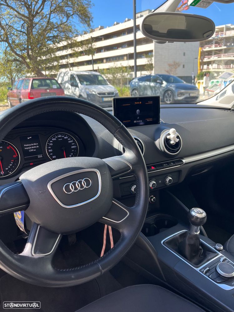 Audi A3 Sportback 1.6 TDI Advance - 6