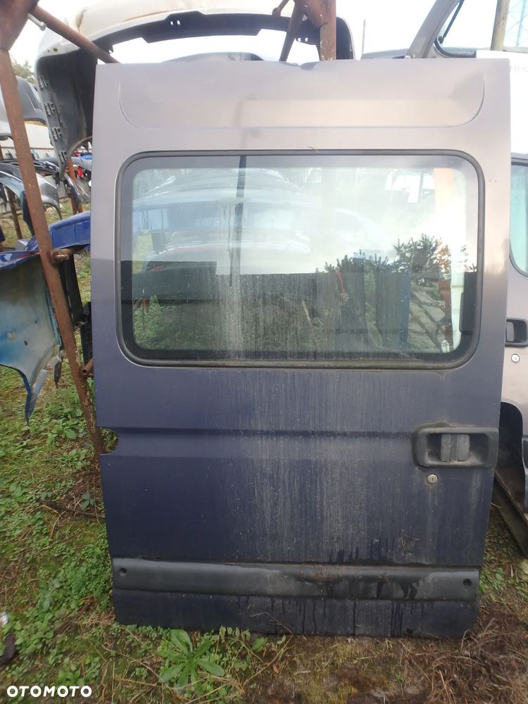 Drzwi prawe przod boczne Renault Master - 2