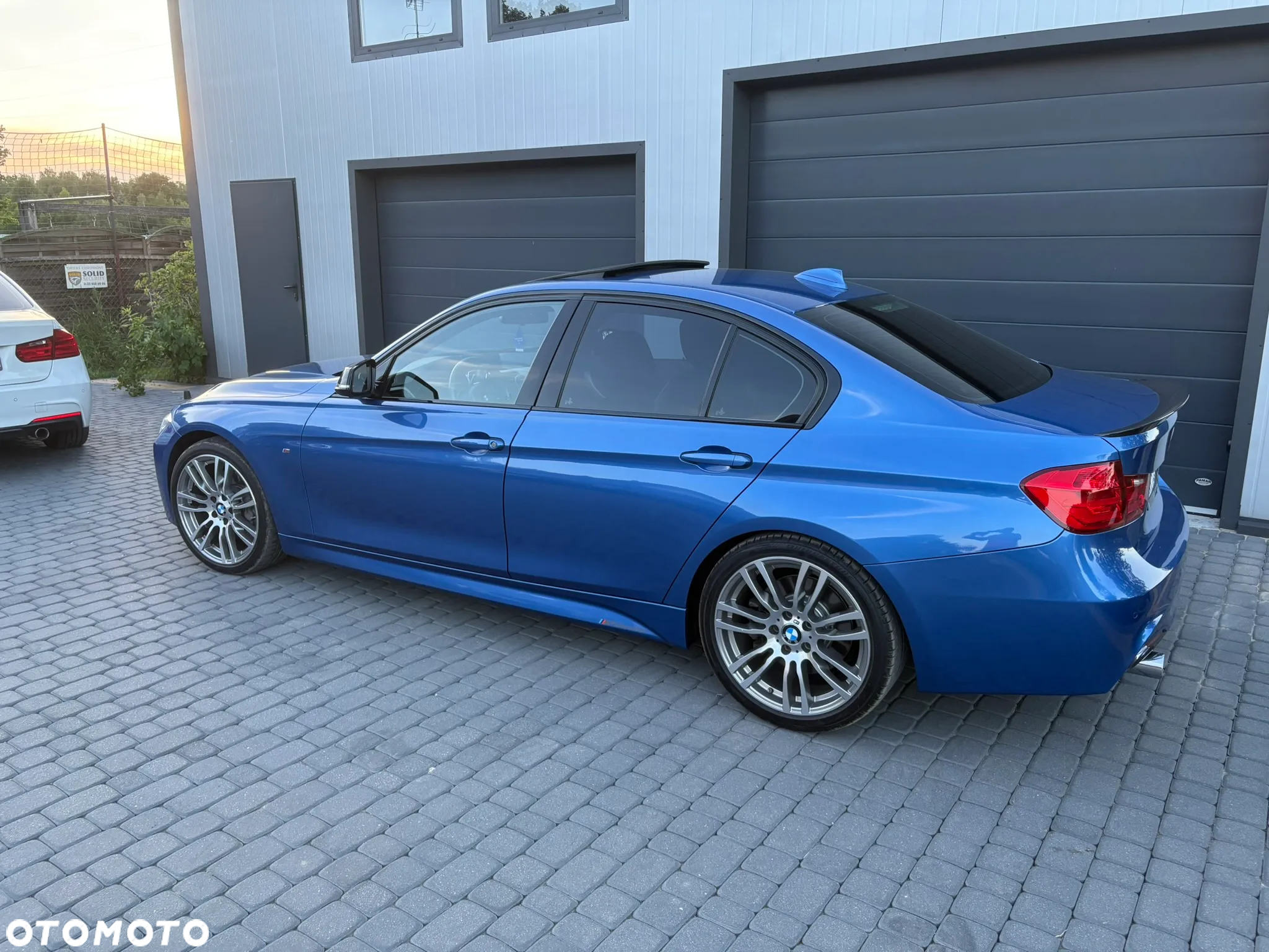 BMW Seria 3 335i xDrive M Sport - 4