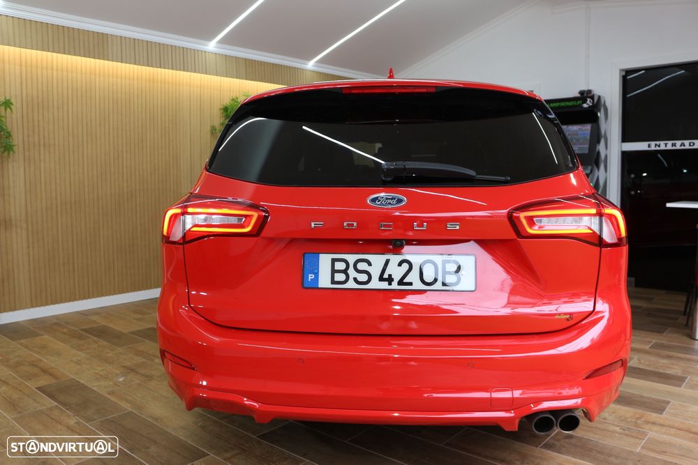 Ford Focus 1.0 EcoBoost S&S ST-LINE - 19
