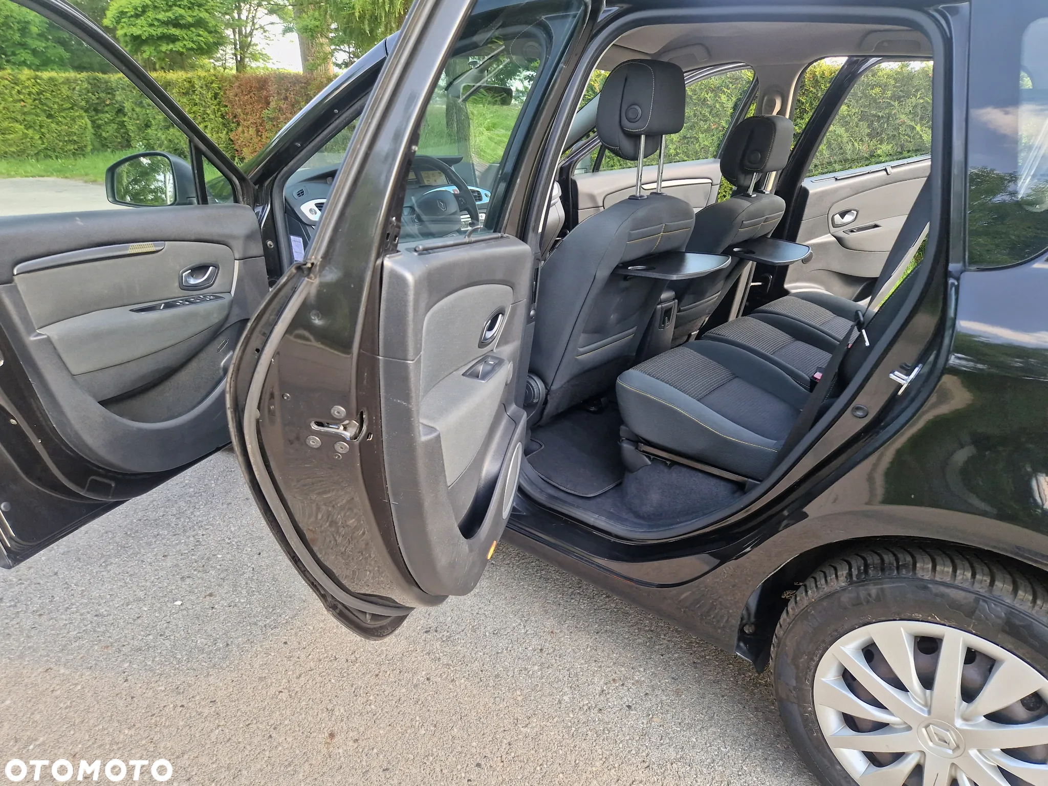 Renault Scenic 1.4 16V TCE Expression - 27