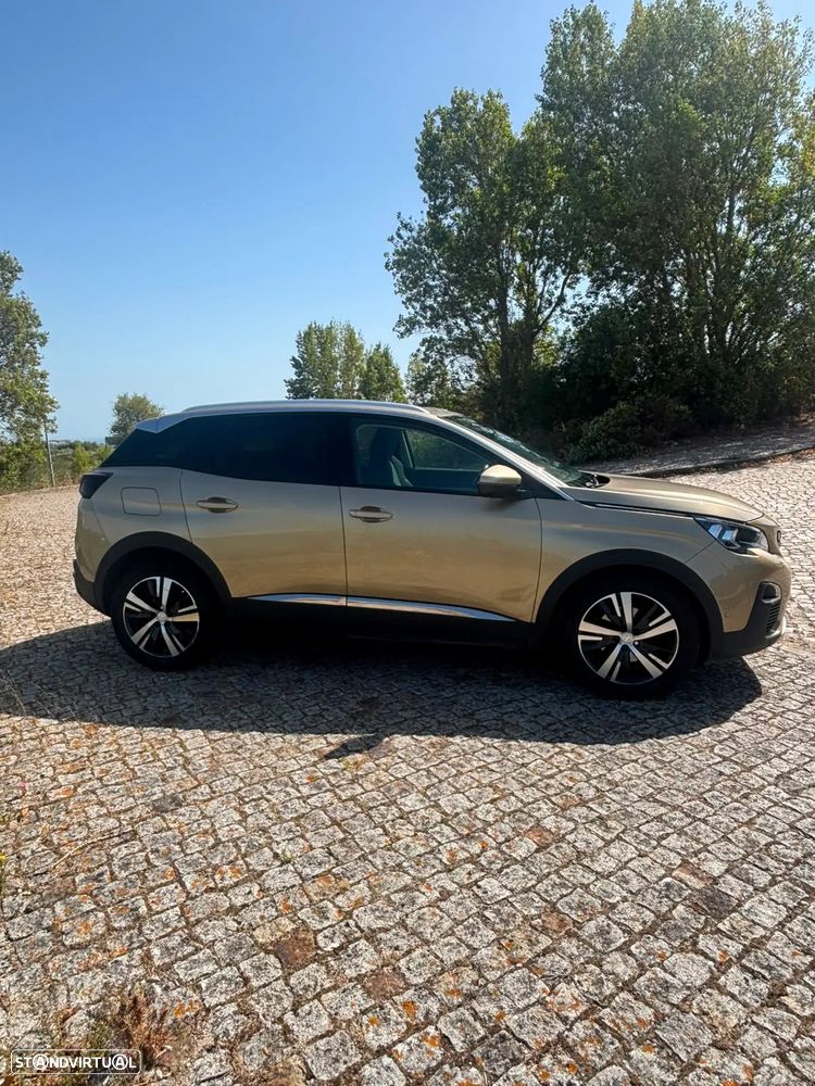 Peugeot 3008 1.2 PureTech Allure EAT6 - 7