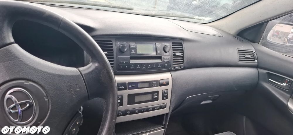 TOYOTA COROLLA E12 RADIO CD FABRYCZNE - 1