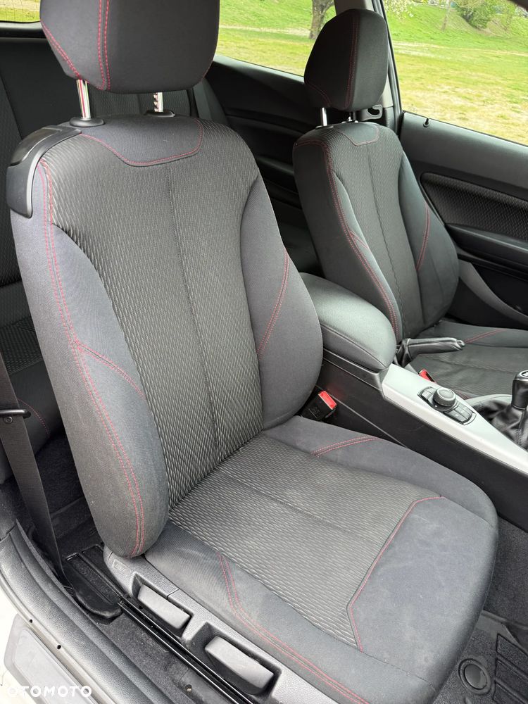 BMW Seria 1 114i - 13