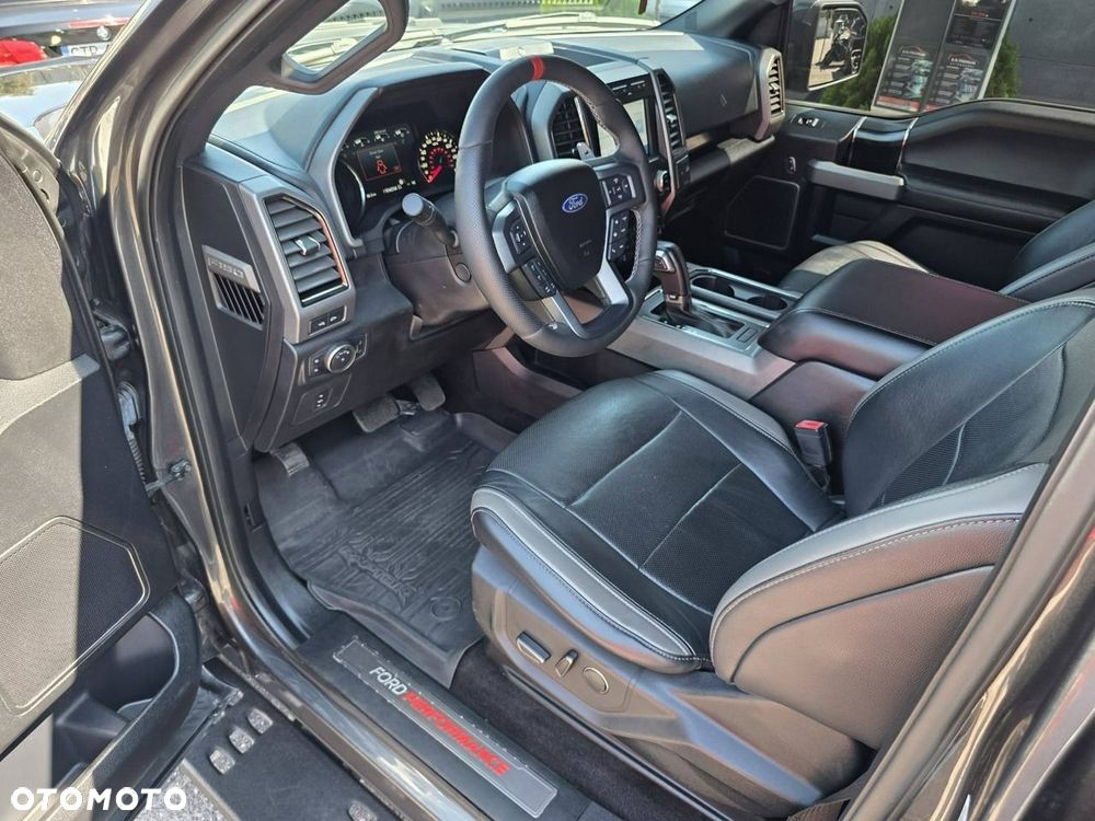Ford F150 - 8