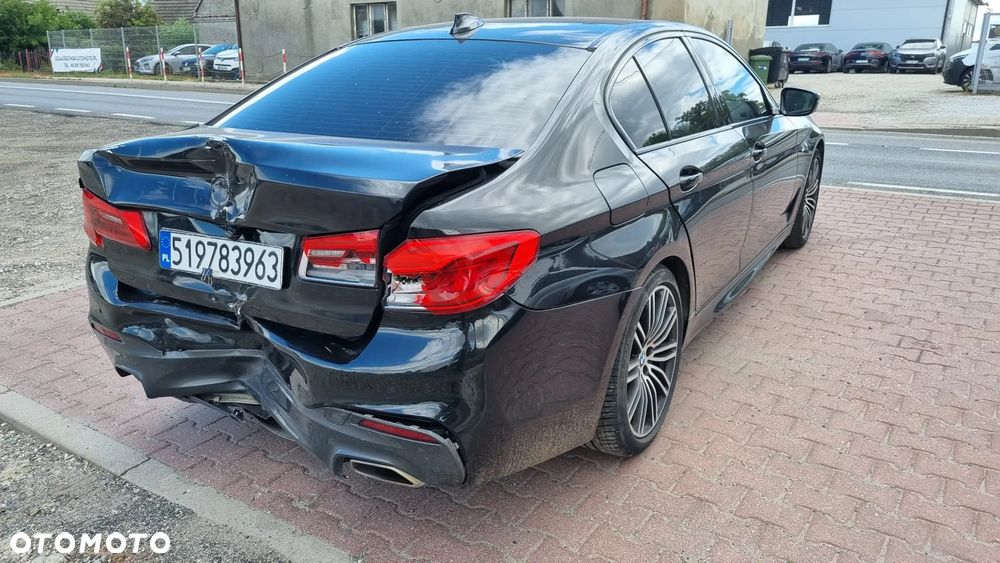 BMW Seria 5 520d xDrive M Sport Edition - 11