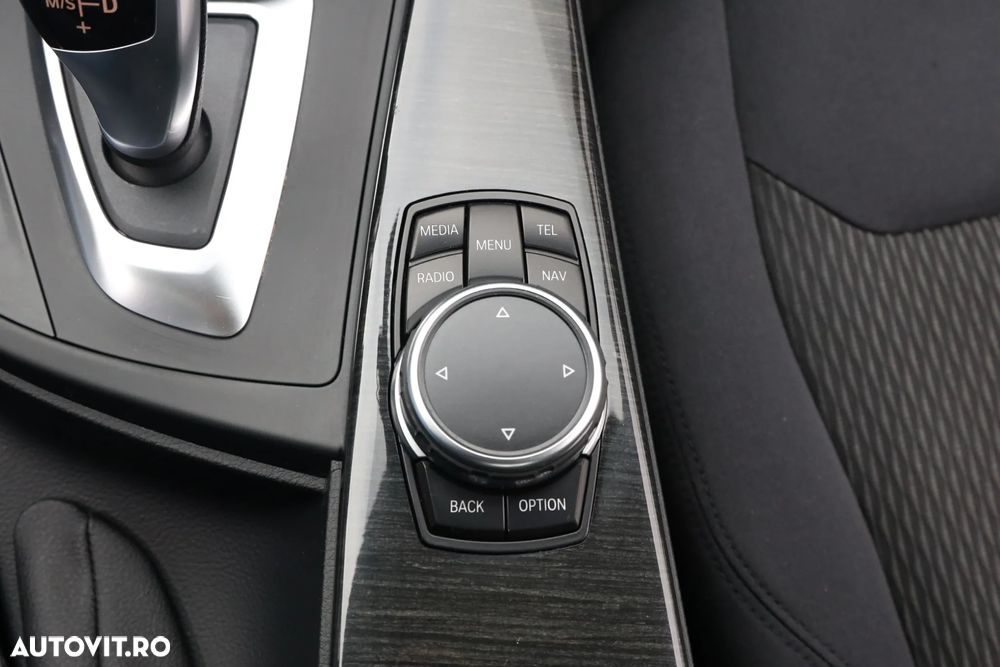 BMW Seria 3 320d Sport-Aut. Efficient Dynamics Edition Luxury Line - 23