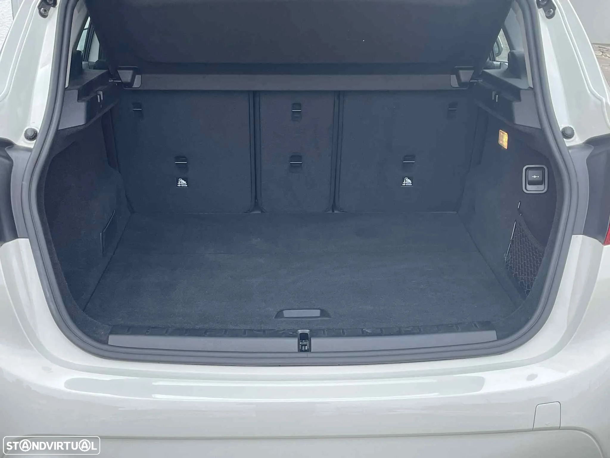 BMW 216 Active Tourer d Corporate Edition - 34