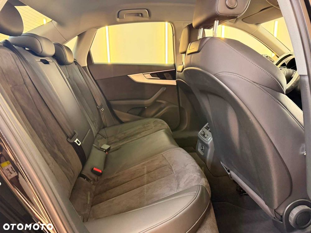 Audi A4 Limousine - 8