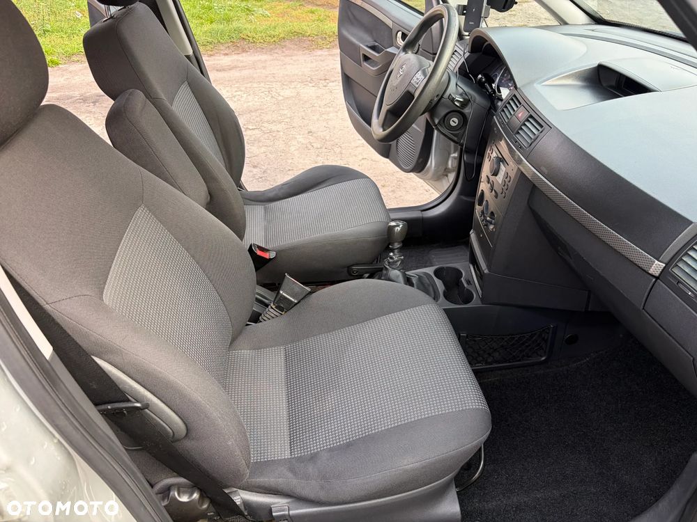 Opel Meriva 1.7 CDTI - 11