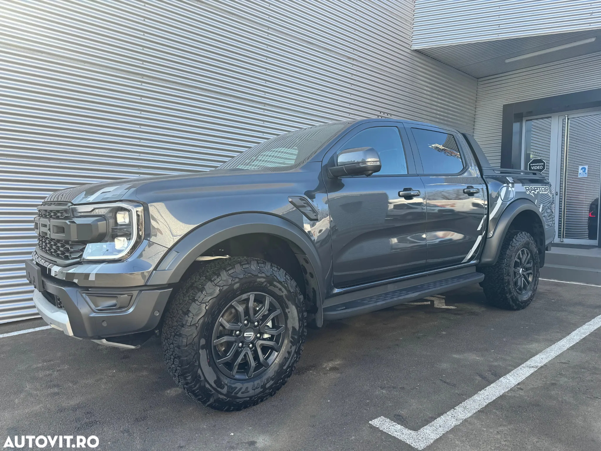 Ford Raptor - 17