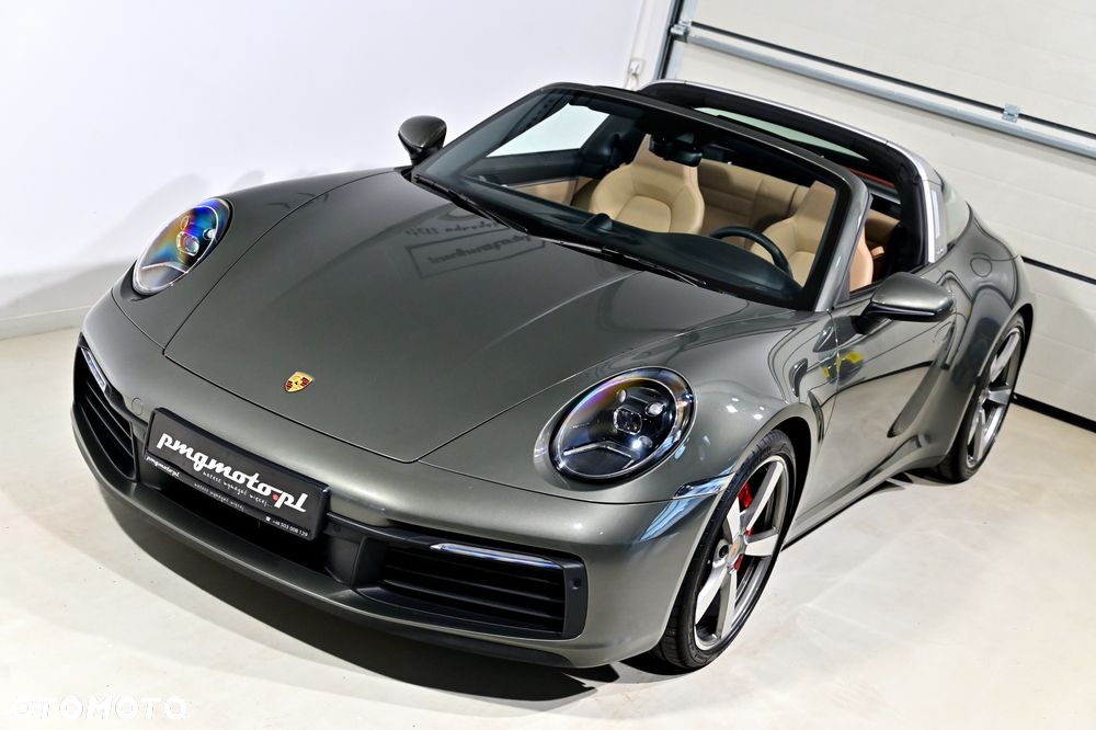 Porsche 911 Targa 4S - 18