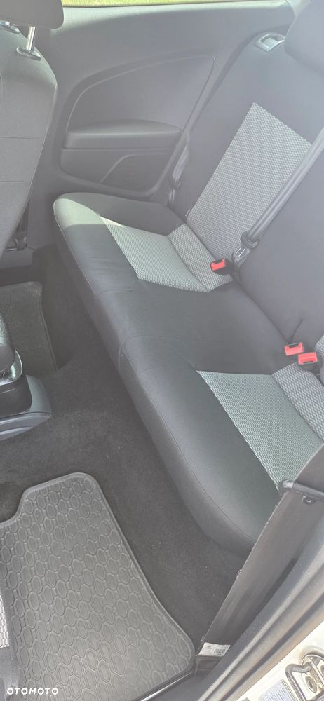 Volkswagen Polo 1.2 TDI Blue Motion - 9