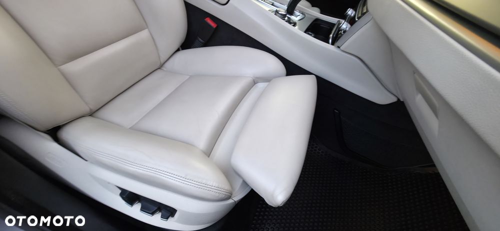 BMW 5GT 535d xDrive - 12