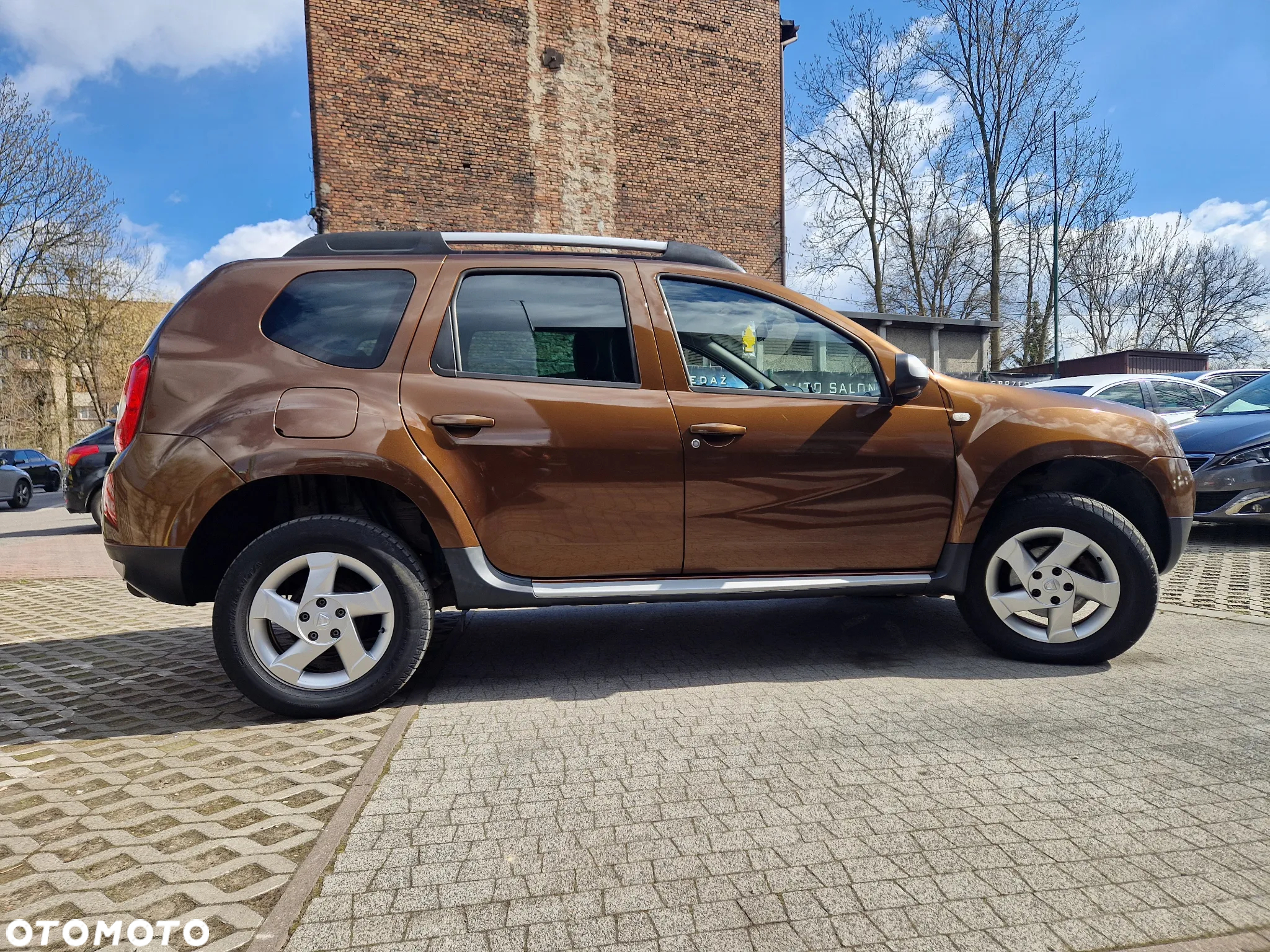 Dacia Duster 1.6 16V 4x2 Prestige - 16