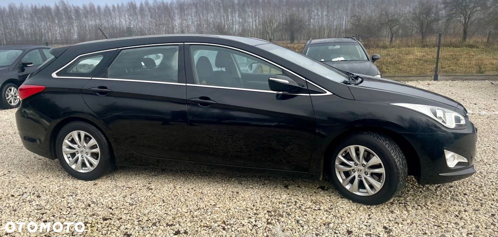 Hyundai i40 Kombi blue 1.6 Classic - 21