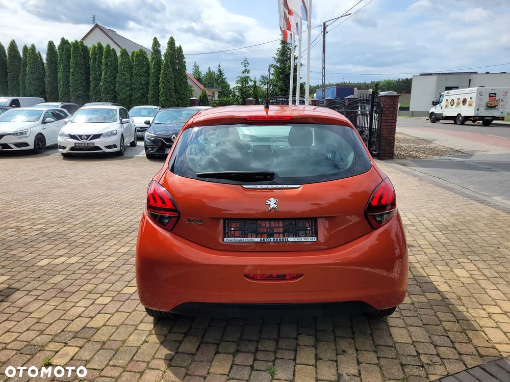 Peugeot 208 1.2 PureTech Style - 9