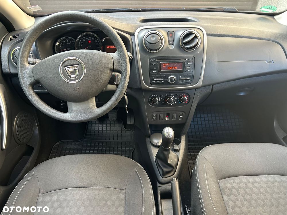 Dacia Sandero dCi 90 Celebration - 14