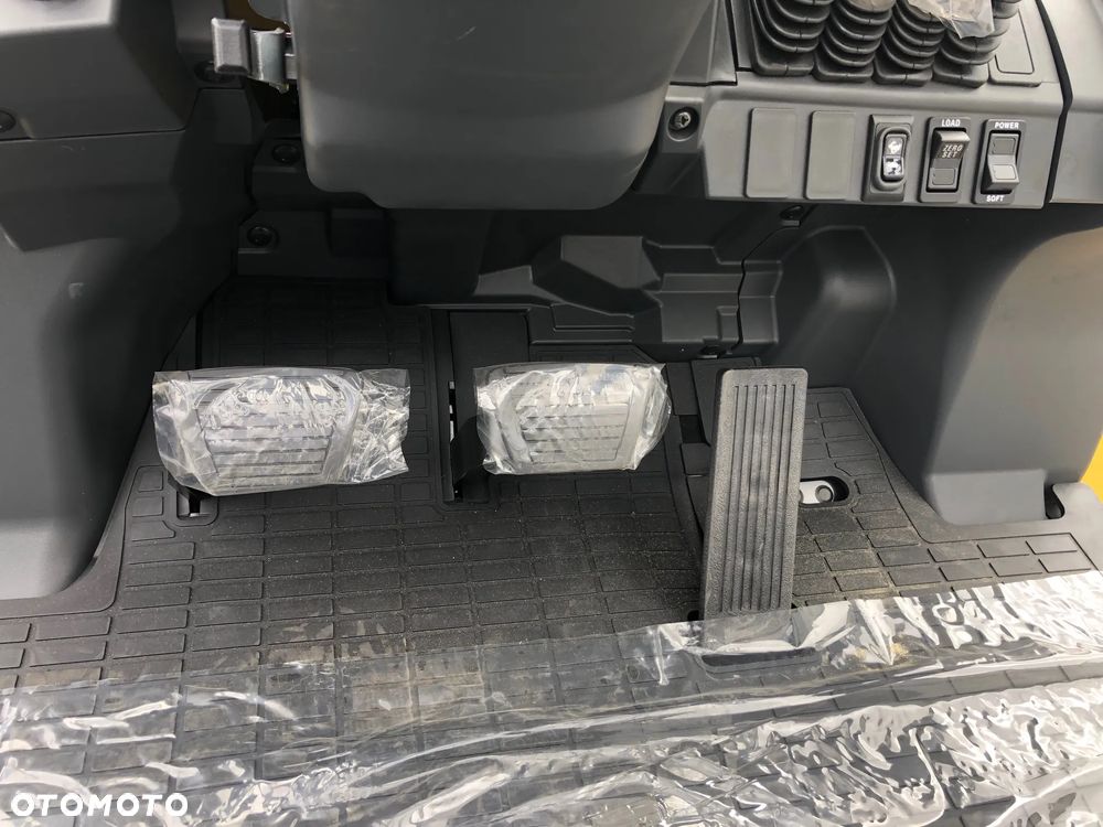 Caterpillar GP50CN3 - 17