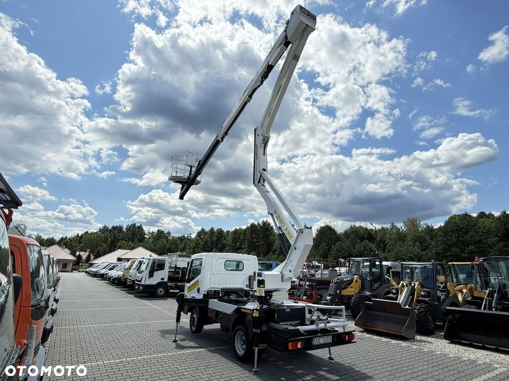 Nissan Cabstar - 19