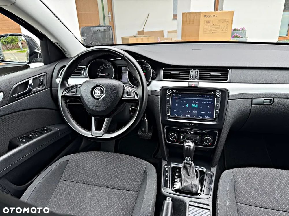 Skoda Superb 2.0 TDI Ambition DSG - 15
