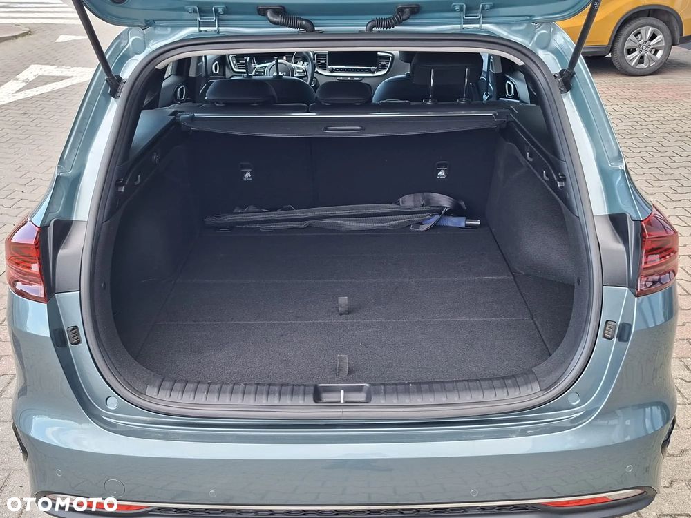 Kia Ceed 1.5 T-GDI Tribute - 10