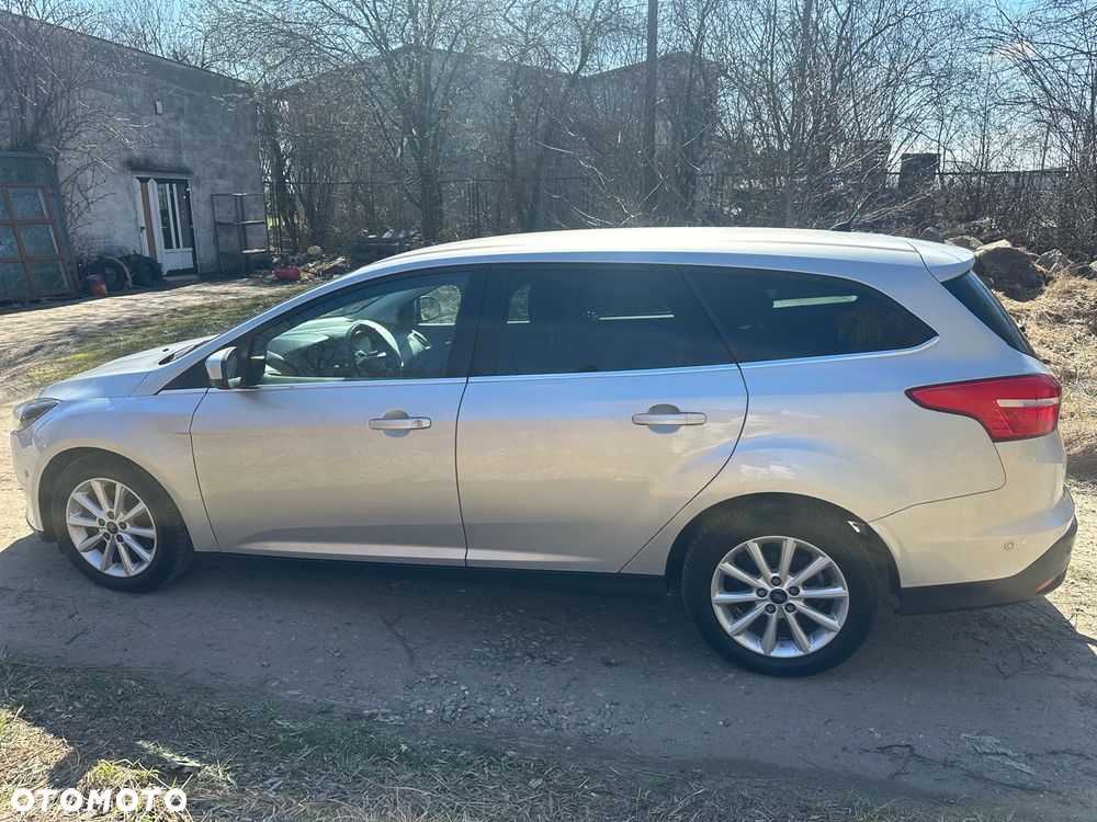 Ford Focus 1.6 TDCi DPF Start-Stopp-System Titanium - 19