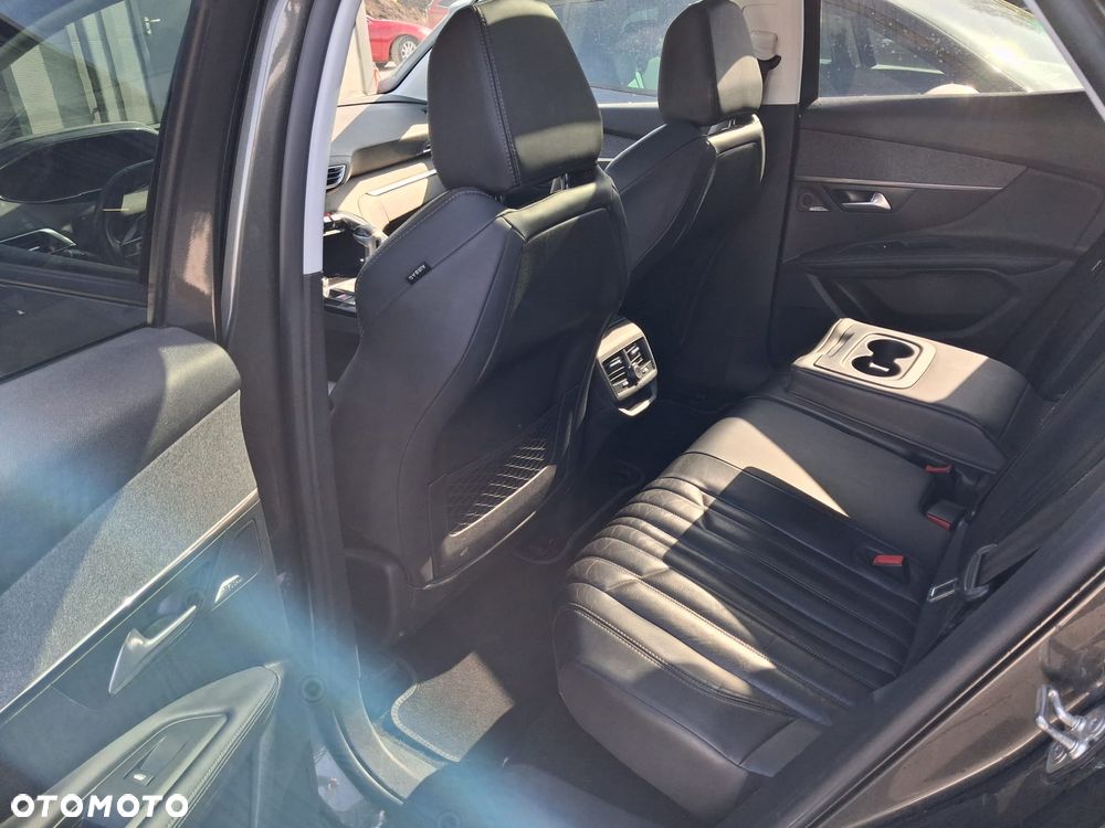 Citroën DS5 Hybrid4 EGS6 SportChic - 37