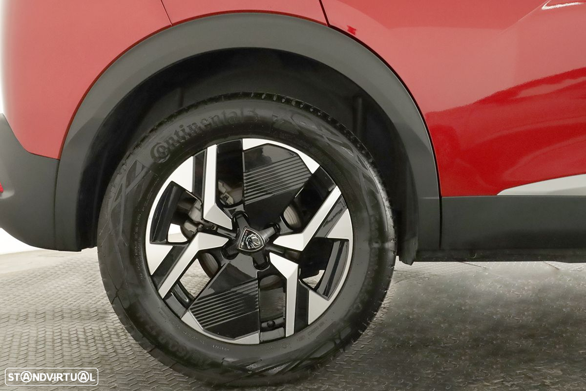 Peugeot 2008 1.2 PureTech Allure EAT8 - 5