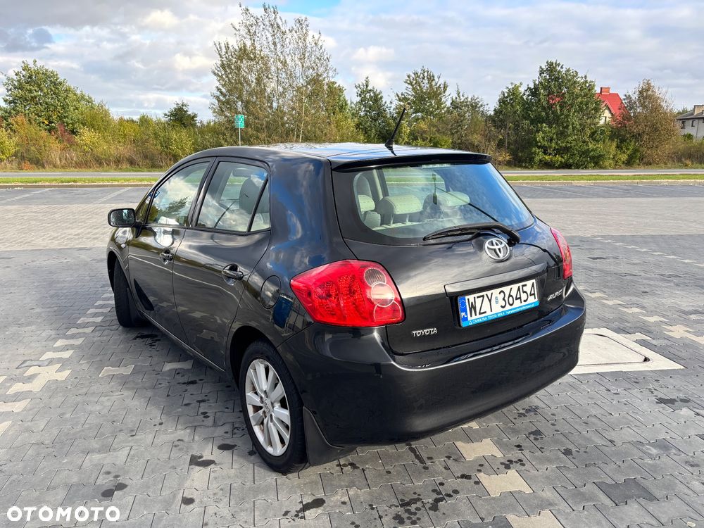 Toyota Auris - 7
