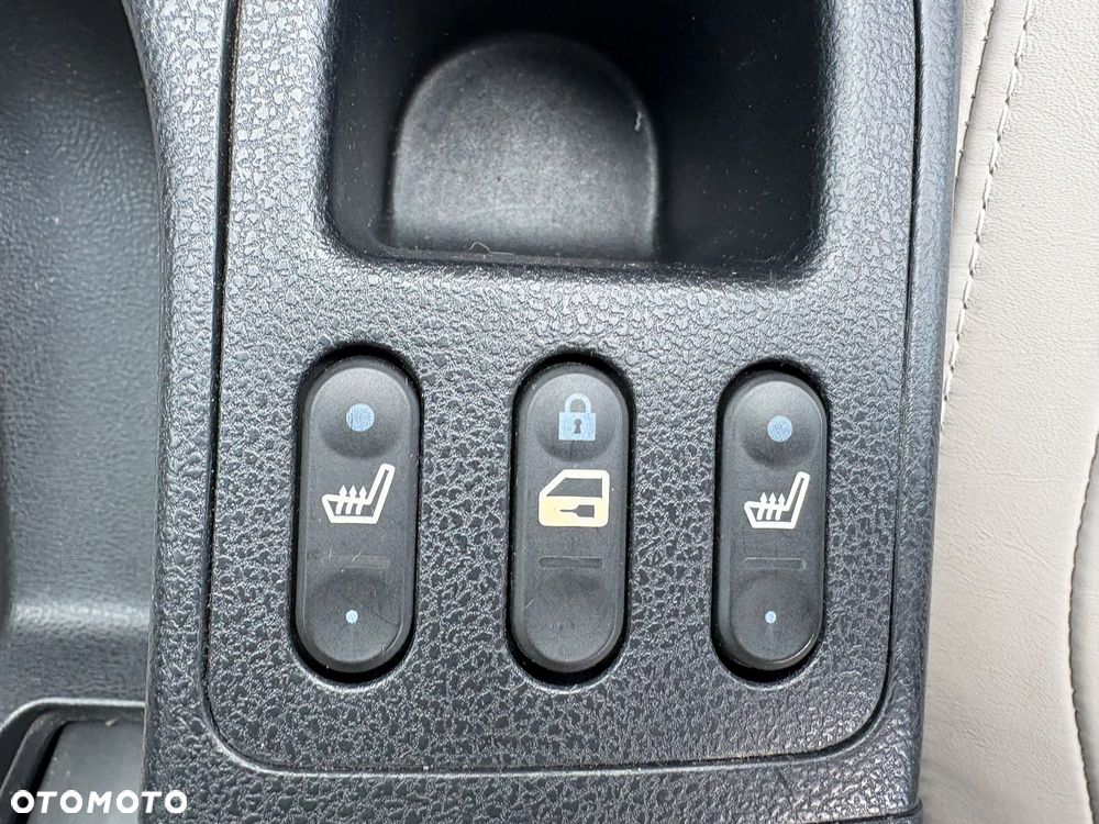 Nissan Qashqai 2.0 tekna - 25