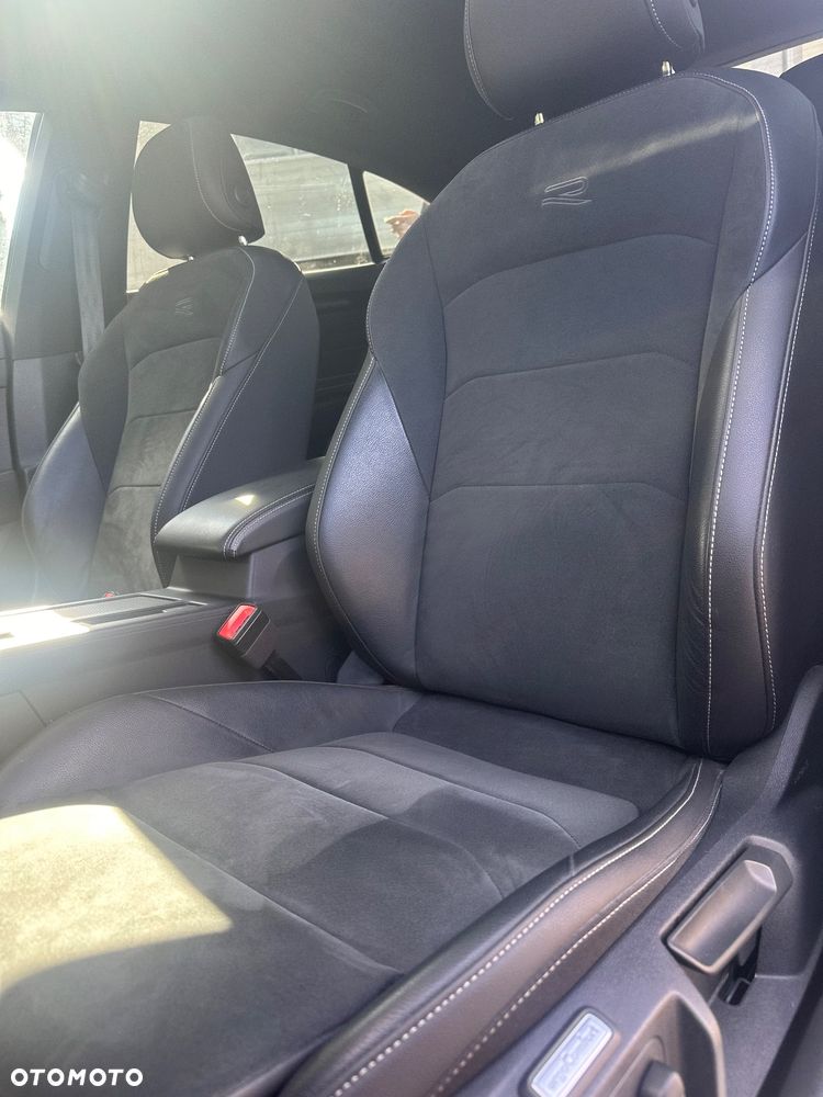 Volkswagen Arteon 2.0 TSI DSG R-Line - 16