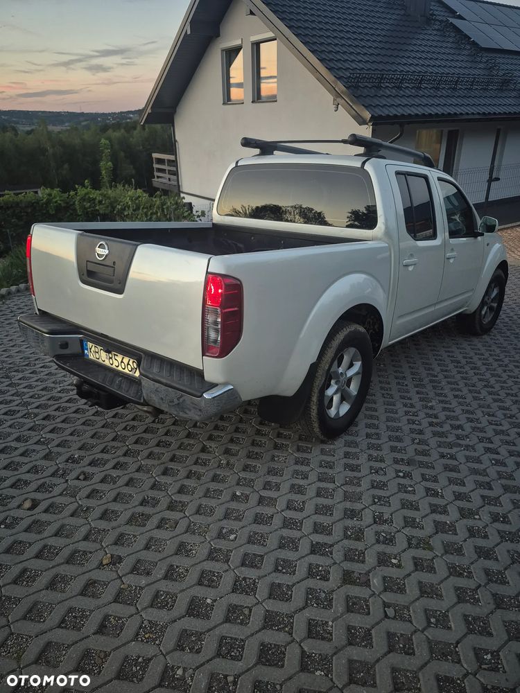 Nissan Navara 2.5 D LE - 4
