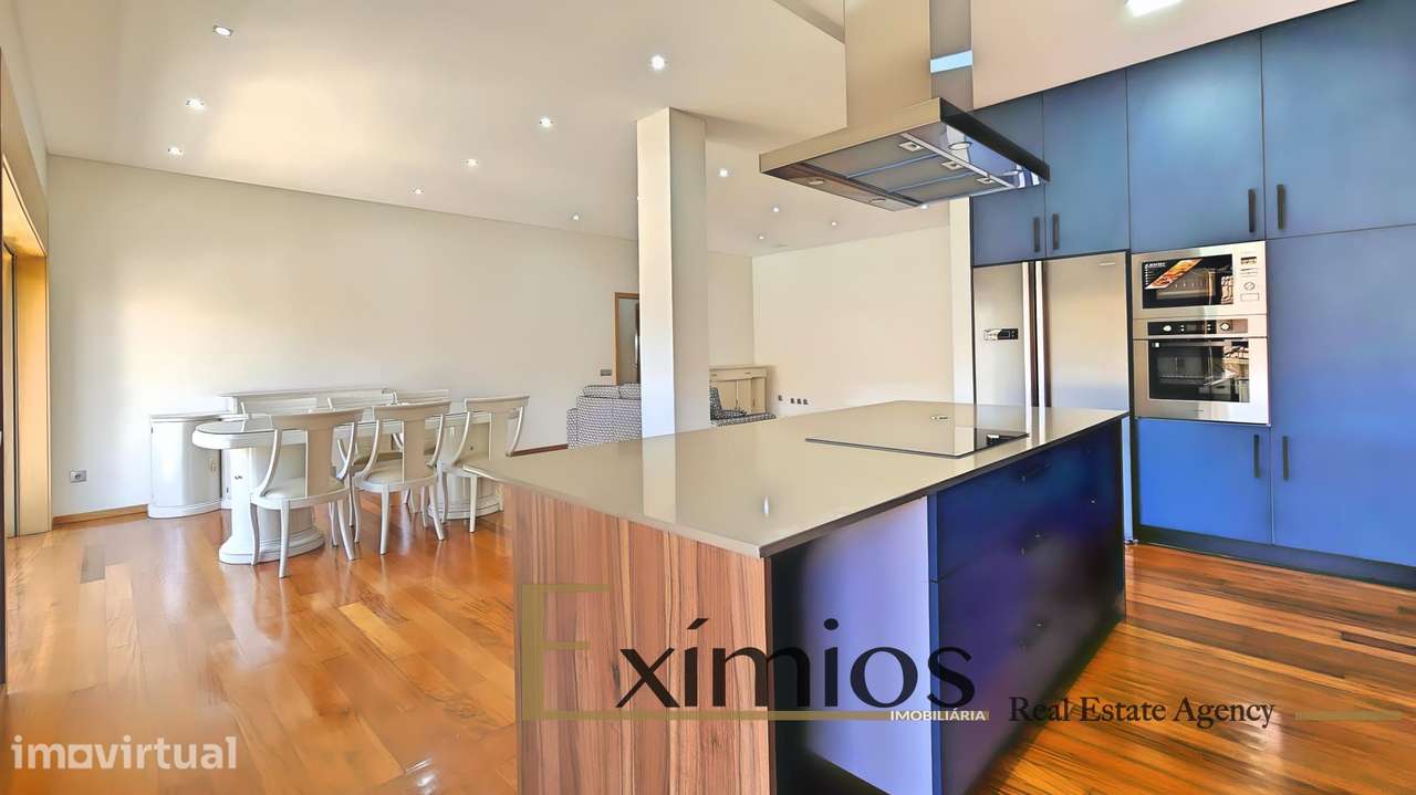 Apartamento T4+1 com garagem, na Póvoa de Varzim - Grande imagem: 2/14