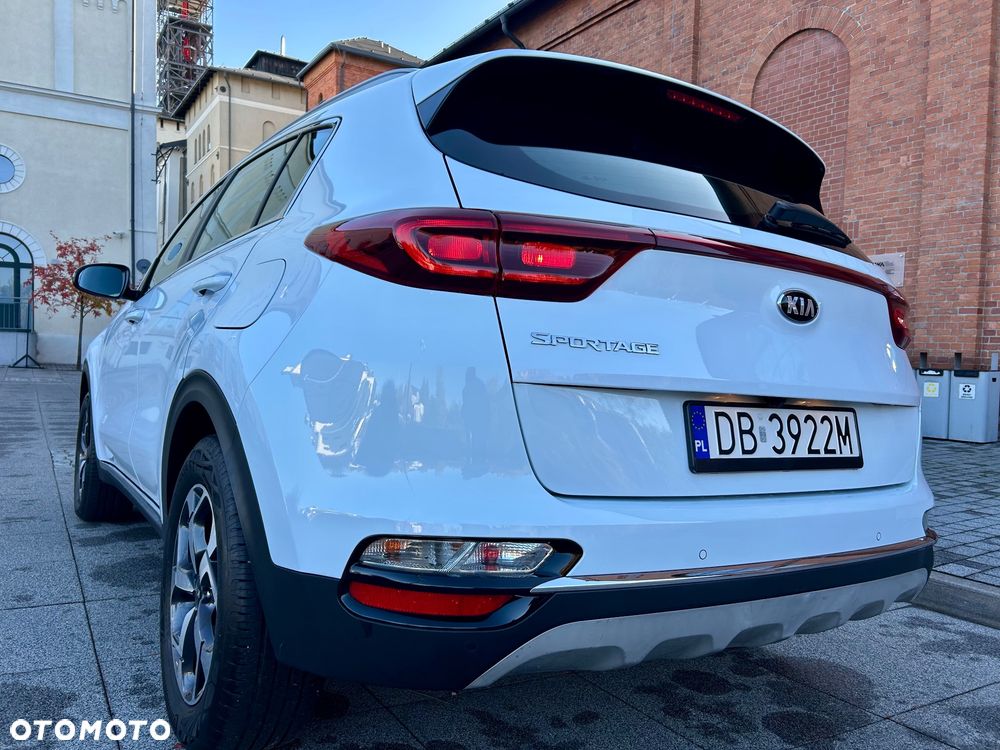 Kia Sportage 1.6 T-GDI 2WD VISION - 32