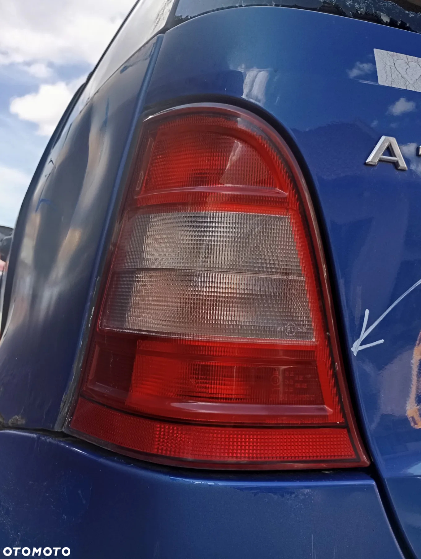 LAMPA TYŁ PRAWA i LEWA MERCEDES A-KLASA W168 - 2
