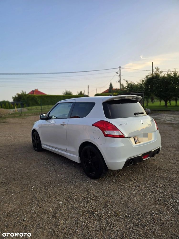 Suzuki Swift - 8