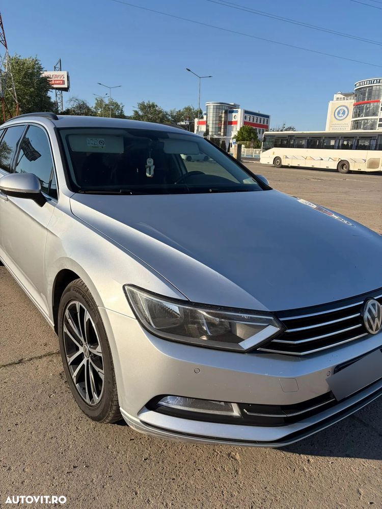 Volkswagen Passat 2.0 TDI DSG Comfortline - 5