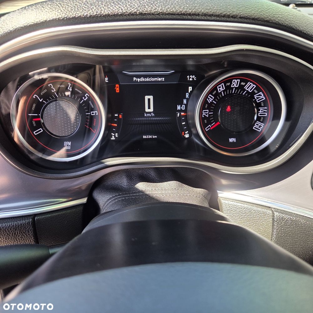 Dodge Challenger - 14