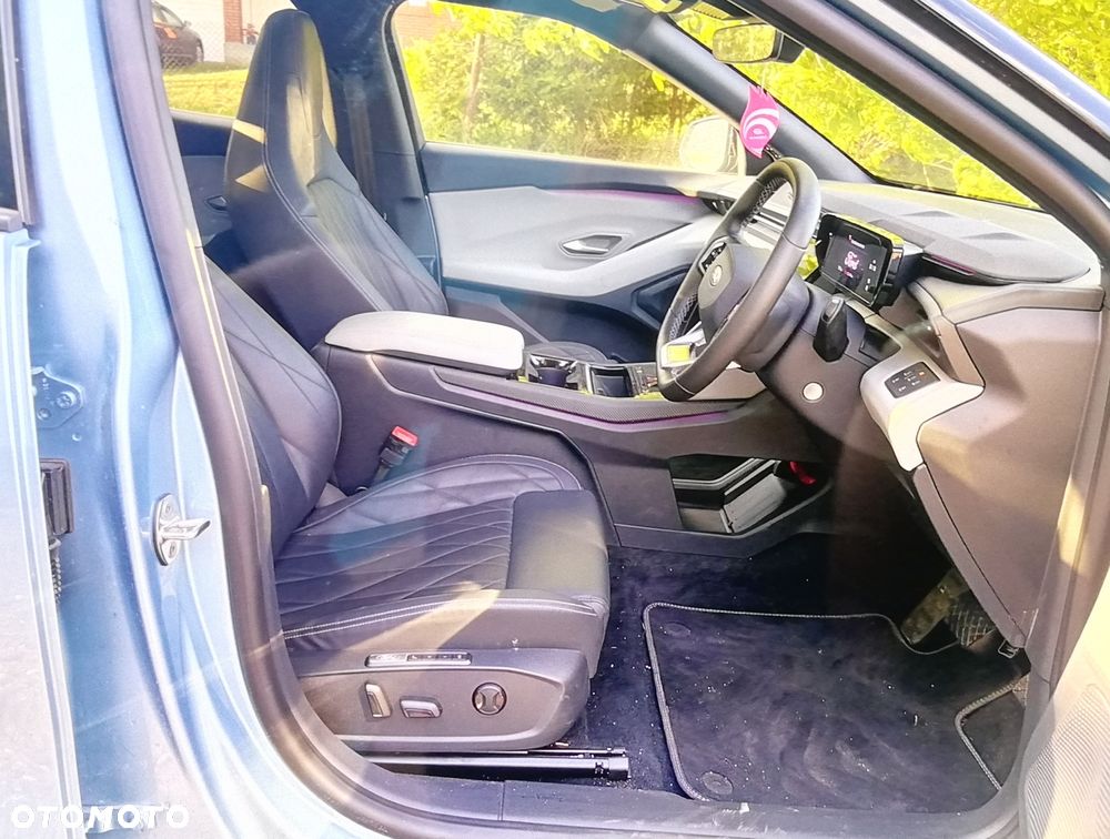 Ford Explorer - 5
