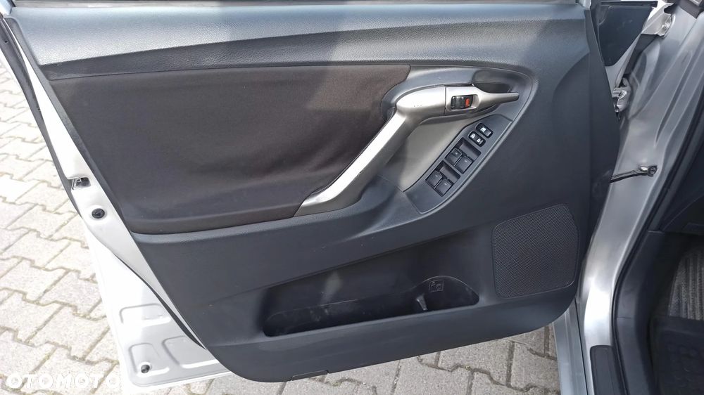 Toyota Verso 2.0 D-4D Luna - 13
